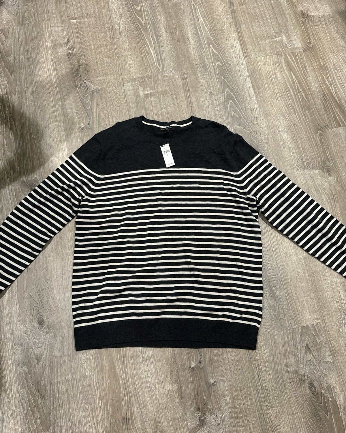 Banana Republic Men’s Long Sleeve