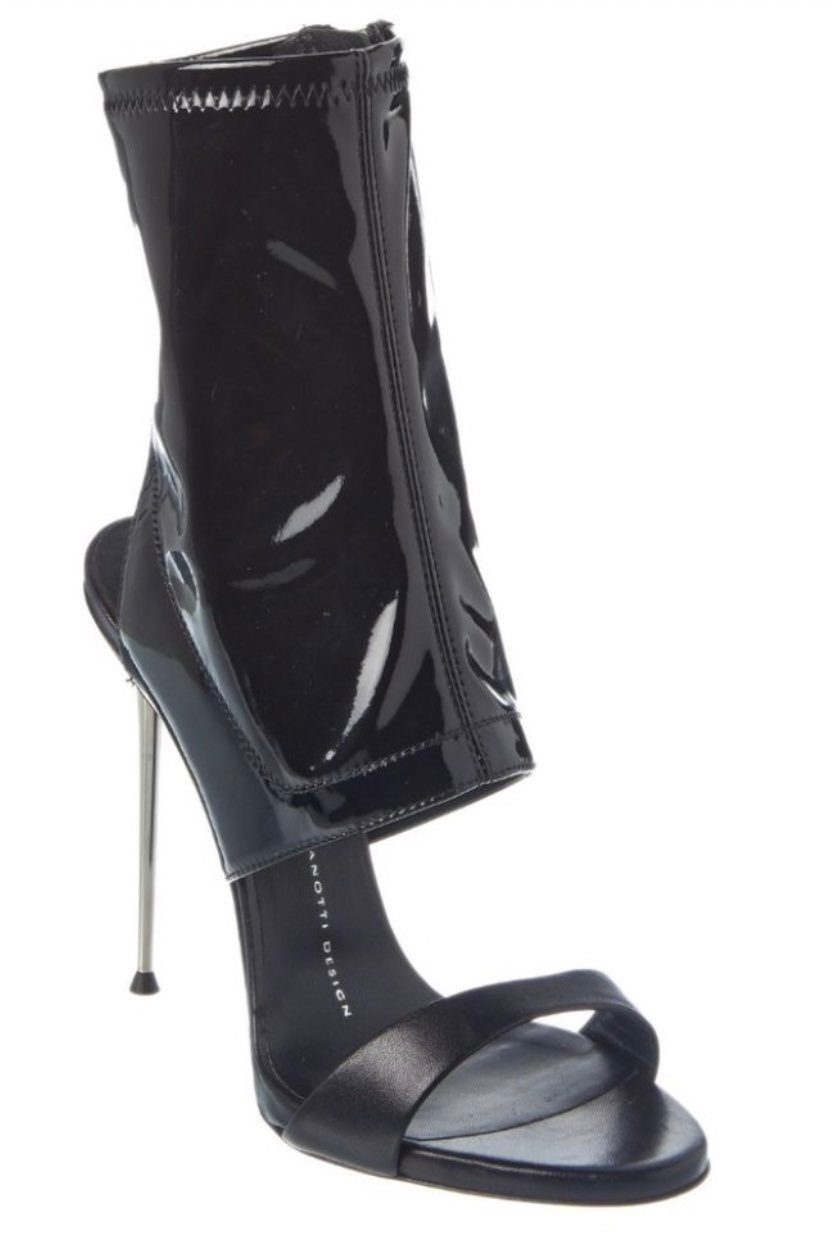 GIUSEPPE ZANOTTI Black Zip Up Heels
