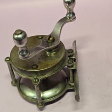 Vintage Unbranded Baitcast Casting Fishing Reel VERY EARLY 1900's? 60YDS