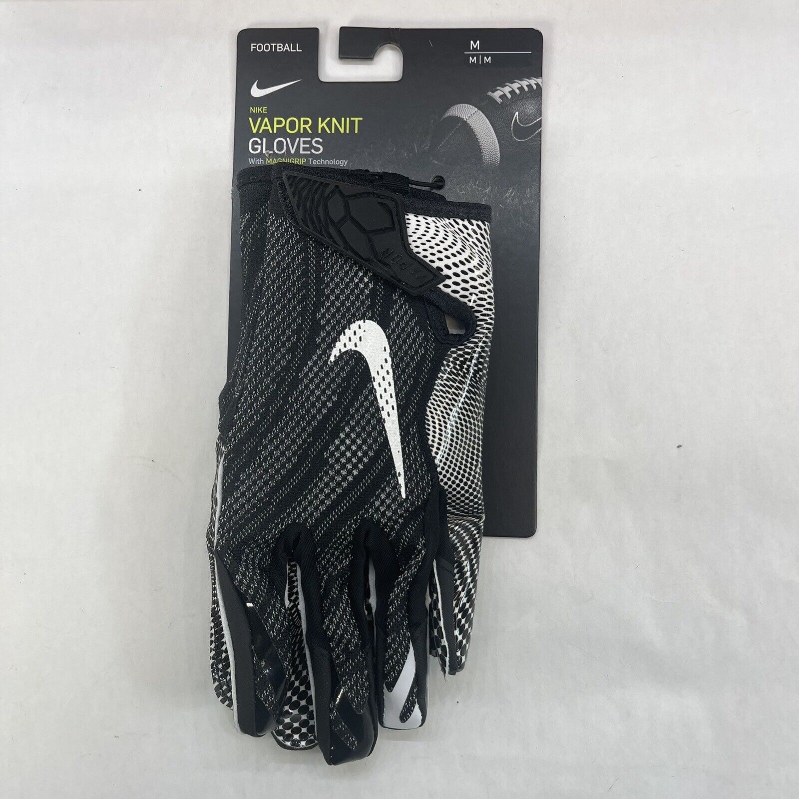 Nike Vapor Knit Receiver Football Gloves Magnigrip Mens Size M Black CJ9343 091