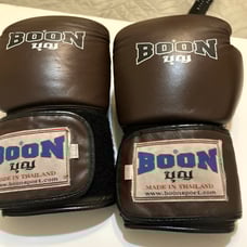 Boxing gloves