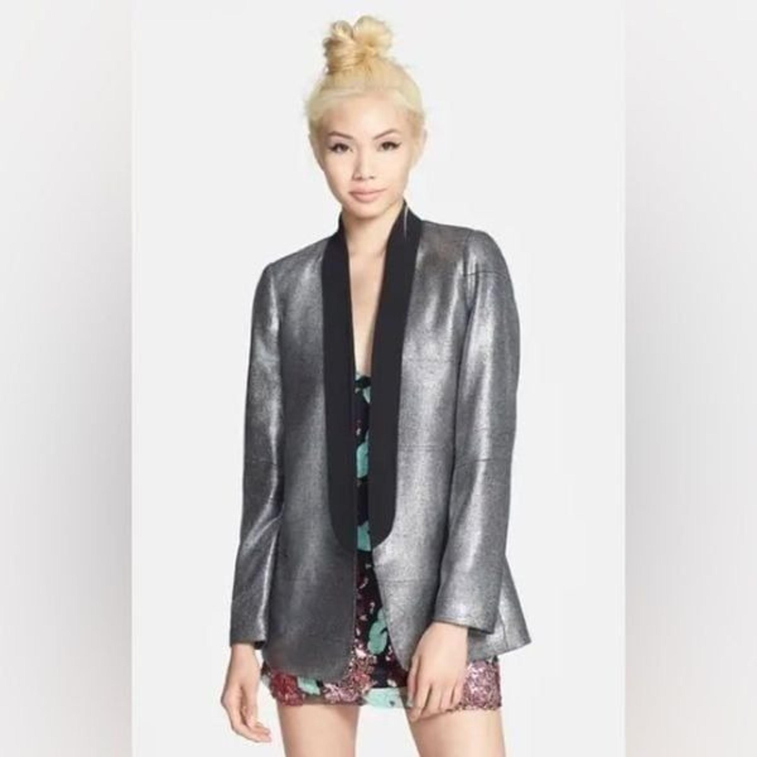 Mural Silver Satin Blazer Outfits For Women Size Large