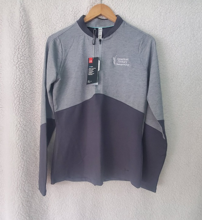 NWT Men Long Sleeve Shirt Under Armour Cold Gear Keep your Warm Color Grey SZ M