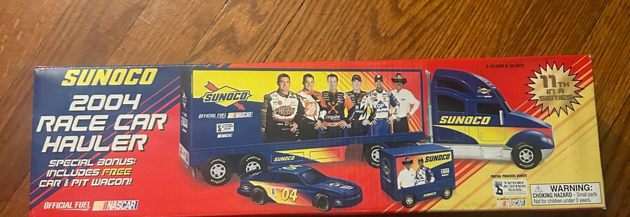 Sunoco 2004 Race Car Hauler, Car & Pit Wagon Plastic IOB 11th In Series Light Up