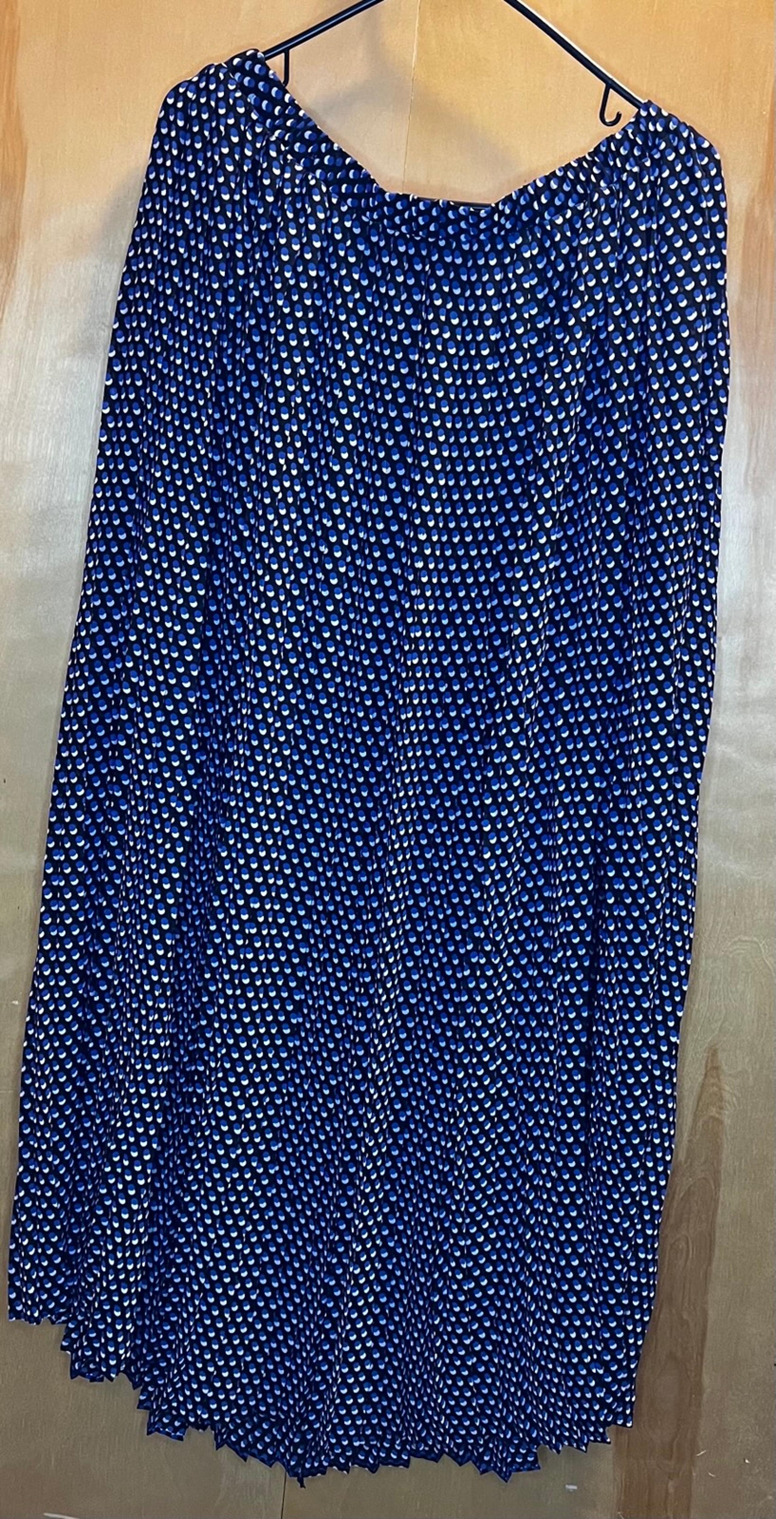 Michael Kors Royal / Polka Dot 1X Polyester Elastic Band Side Slit Skirt