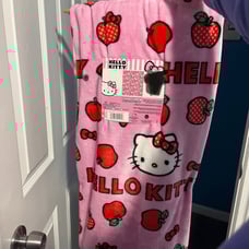 Hello Kitty blanket
