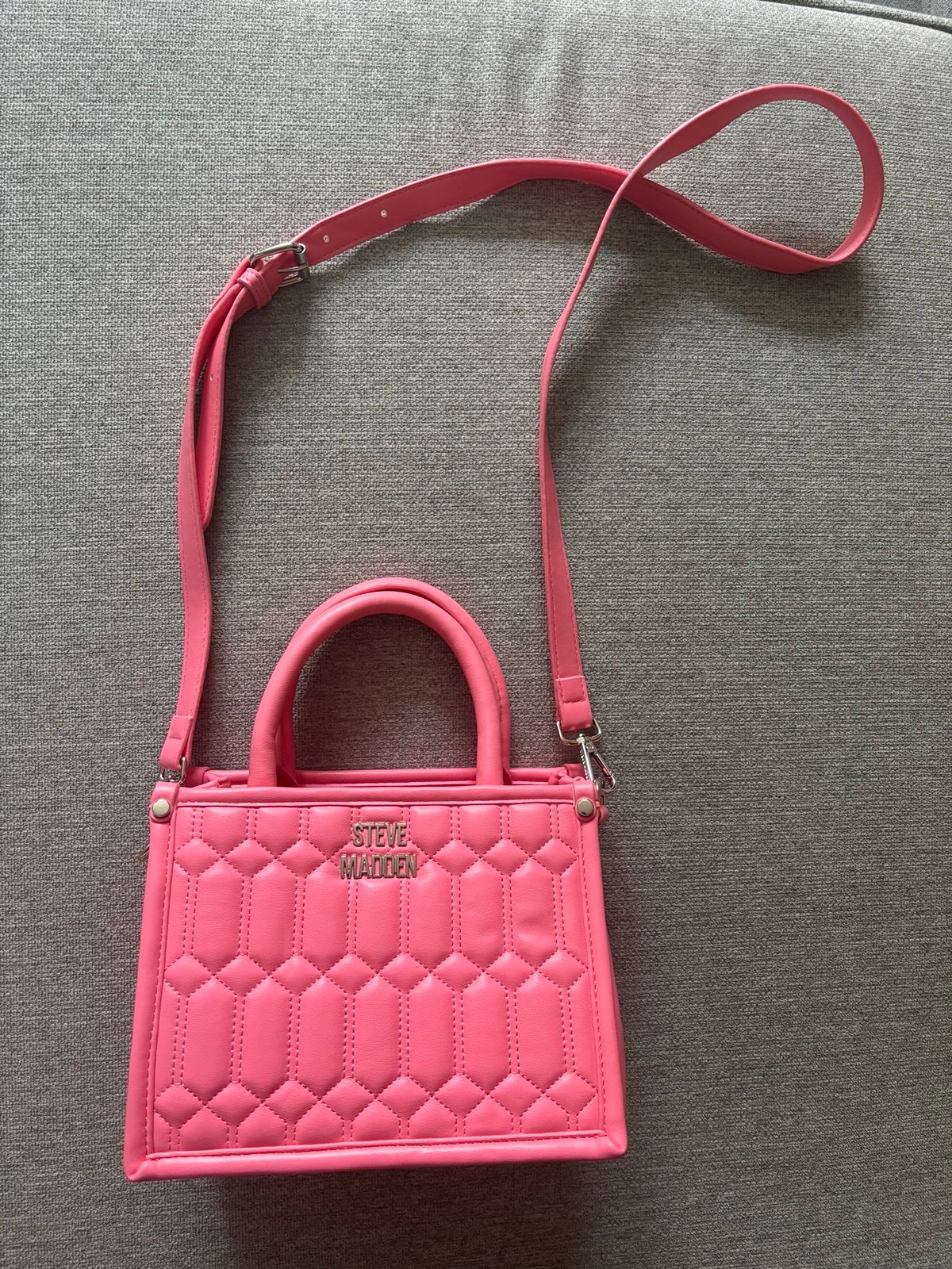 NWOT - Steve Madden - Pink Quilted Shoulder Bag