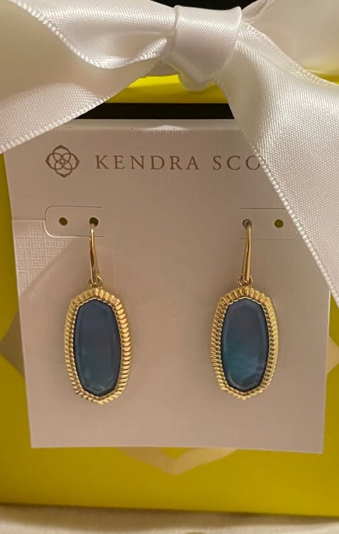 NWT Kendra Scott 14K Dani Ridge Earrings w/KS Box, Jewelry Cloth Bag & Bow
