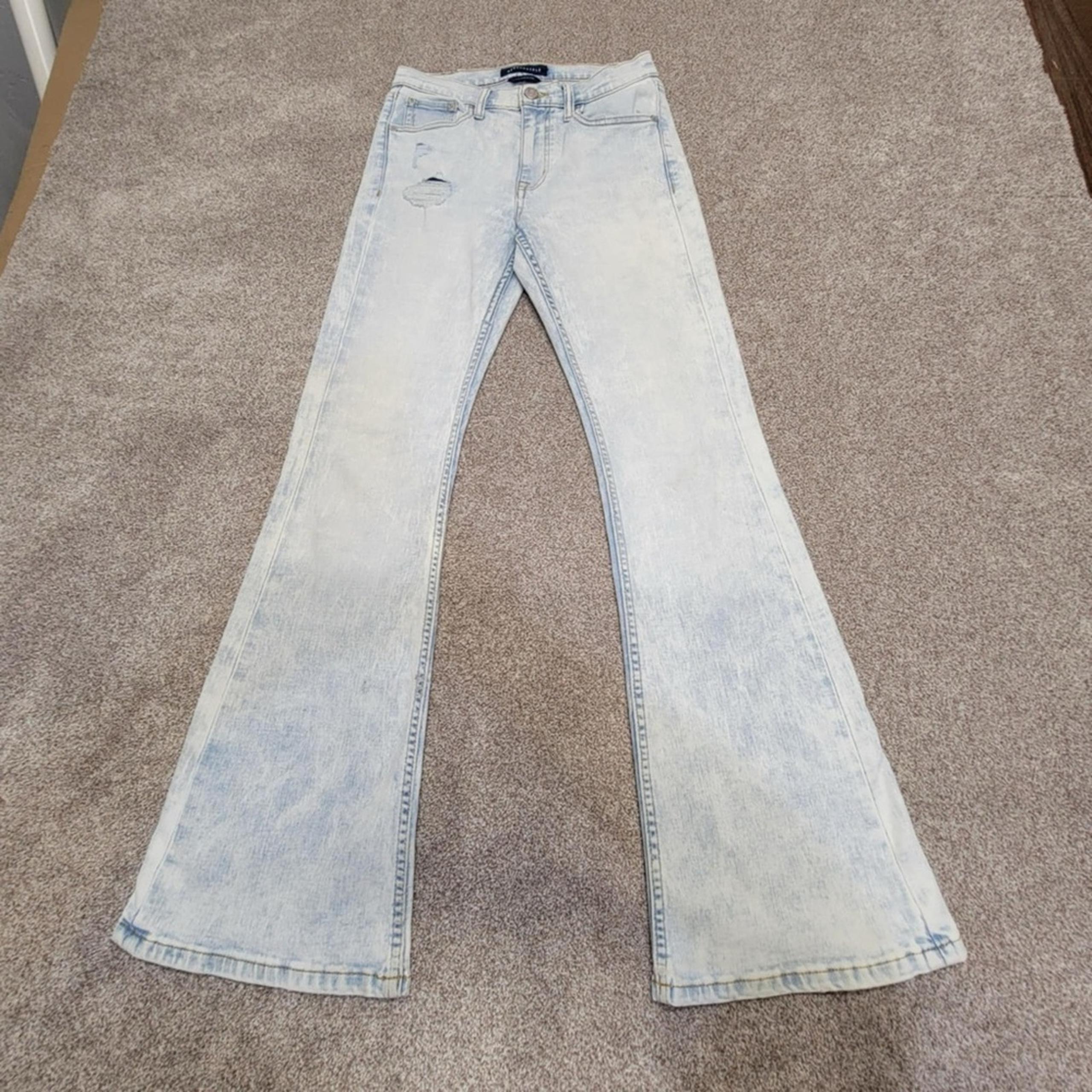 grunge streetwear retro Aeropostale high rise flare jean 4 light wash festival