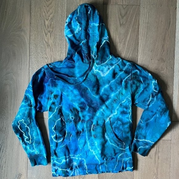 Tie-Dye Geode Sweatshirt Blue and White Size Small