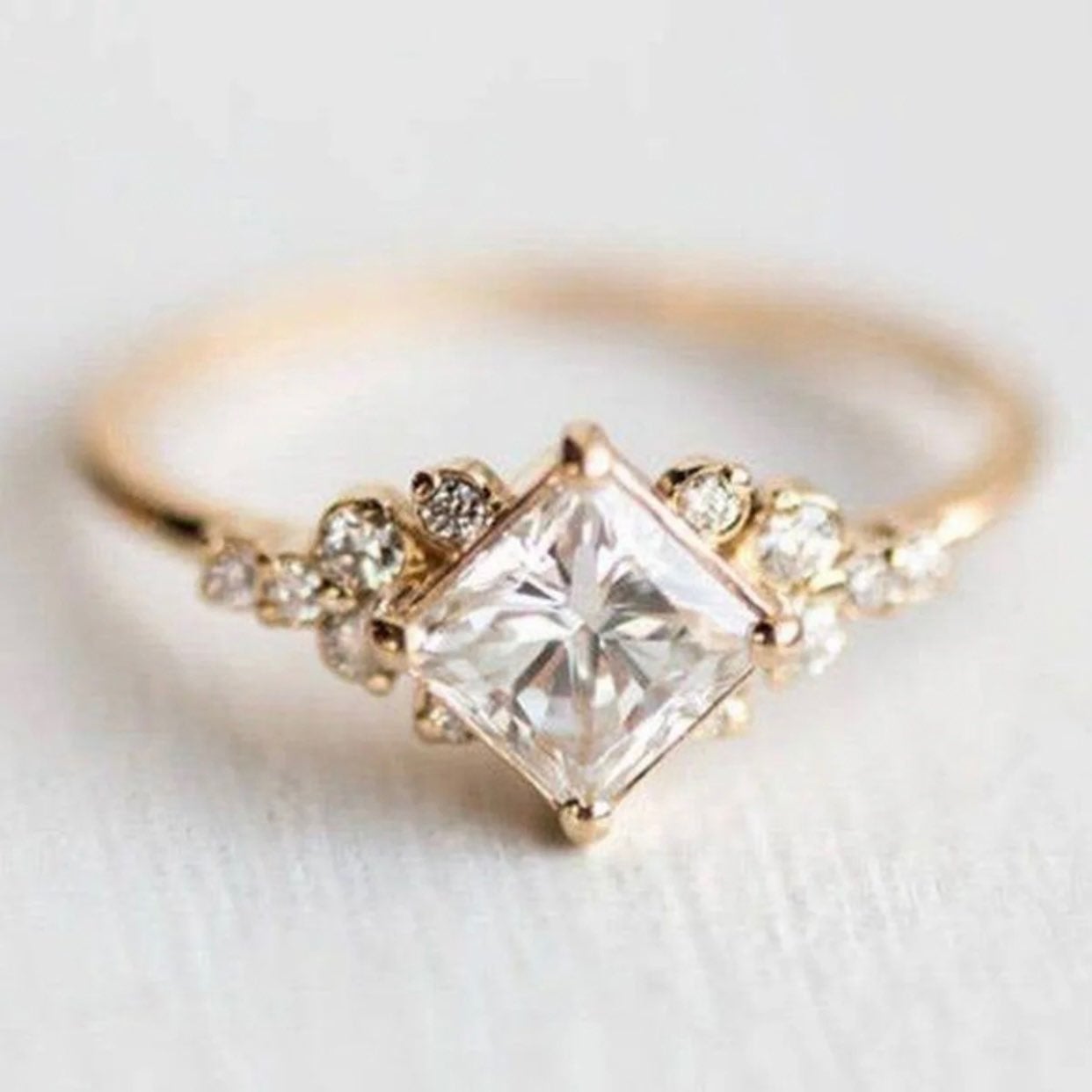 14K Brilliant Round 14 Diamonds Ring SZ6
