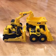 CAT Toy Trucks | Set of 4 Made of plastic.
