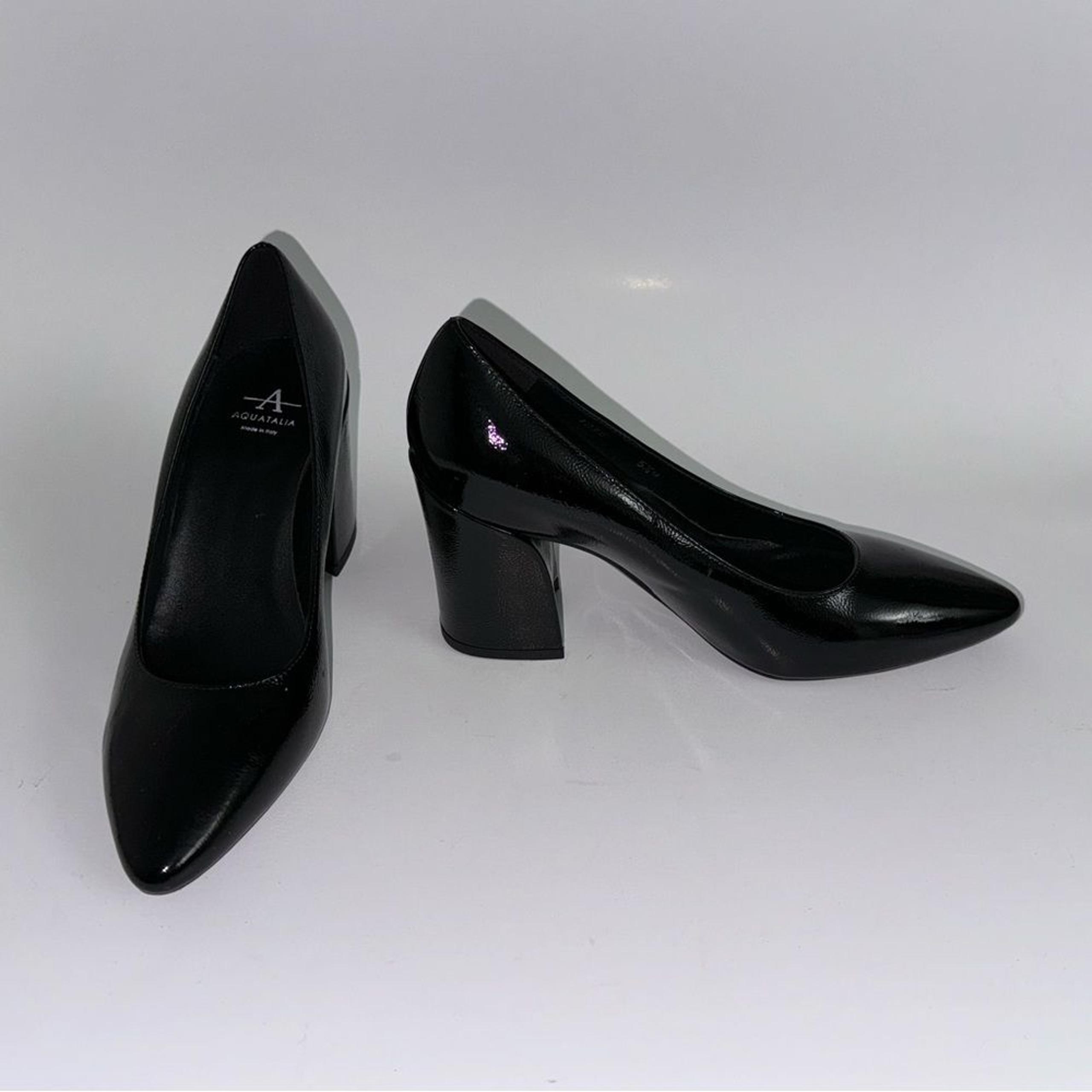 New AQUATALIA Leather Pump Block Heel Black Shoes Women's Size 5.5
