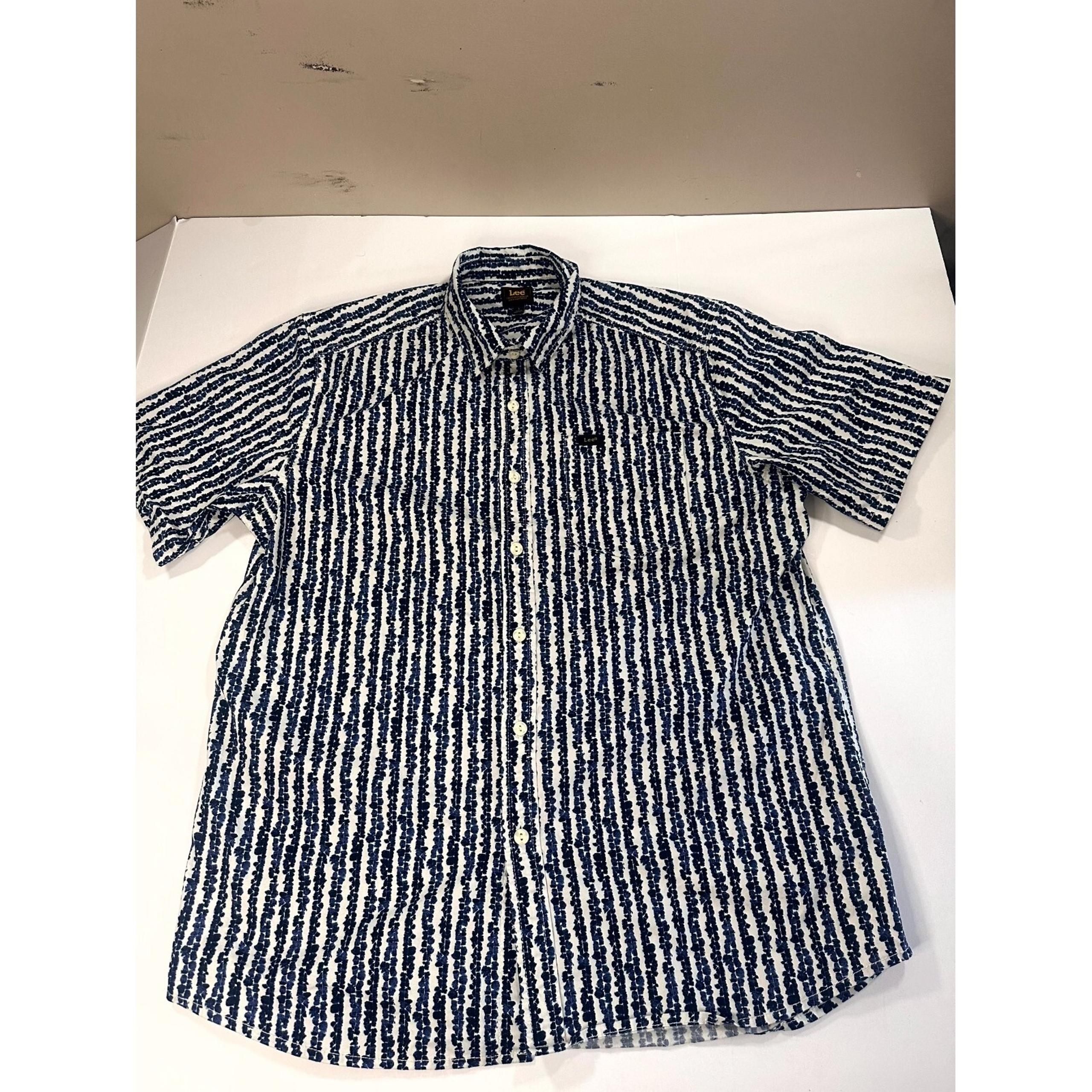 Lee Shirt Mens Large Blue White Floral Short Sleeve Regular Classic Button-Up