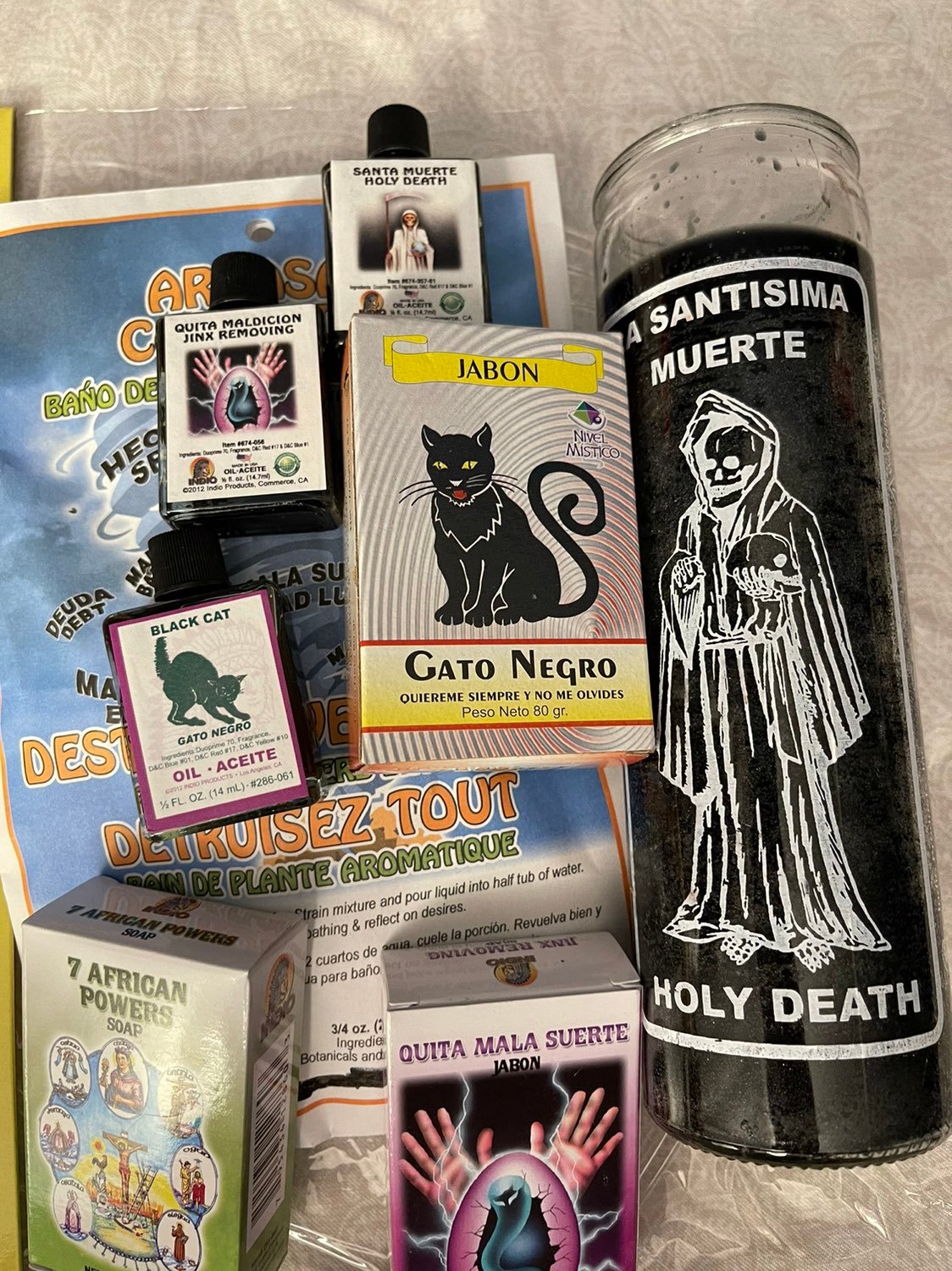 Santa muertr negra