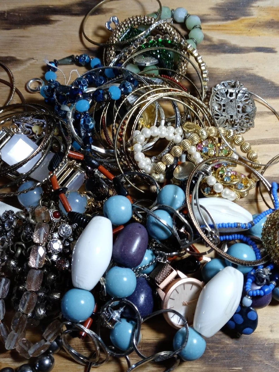 Jewelry lot 2lb. 5.1oz