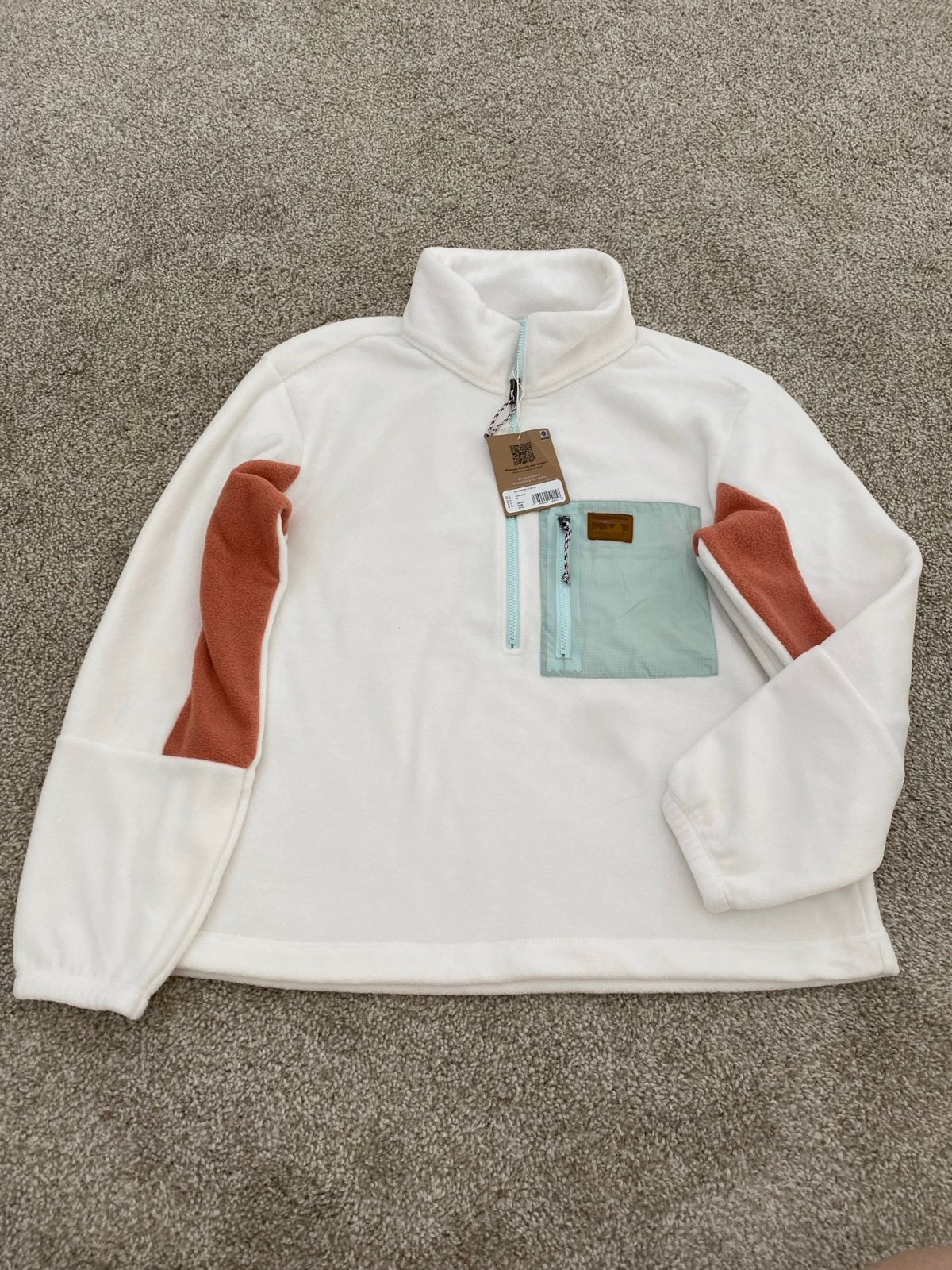 Patagonia women's microdini 1/2 zip pullover size XS BRAND new