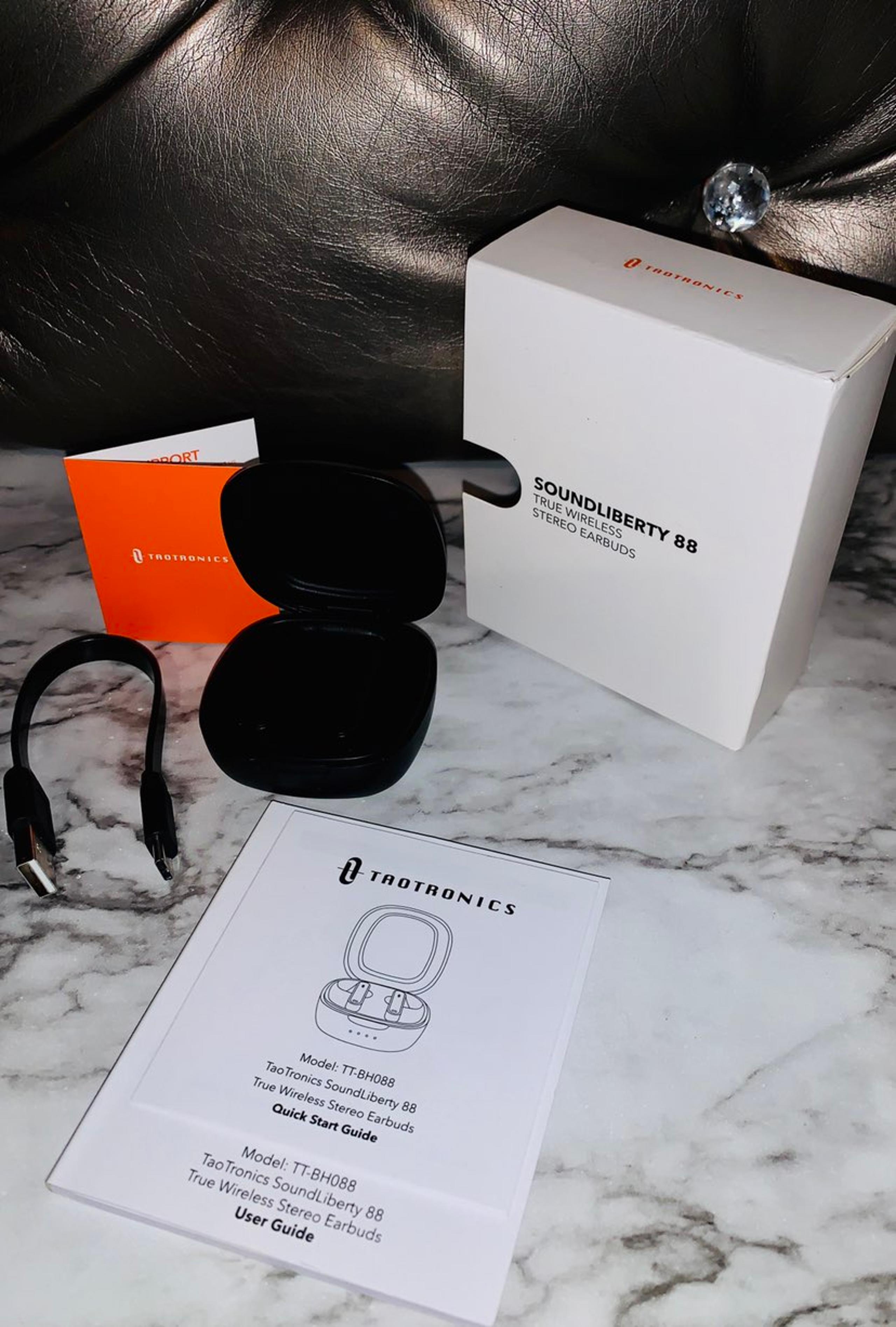 Taotronic SoundLiberty88 Wireless Earbud