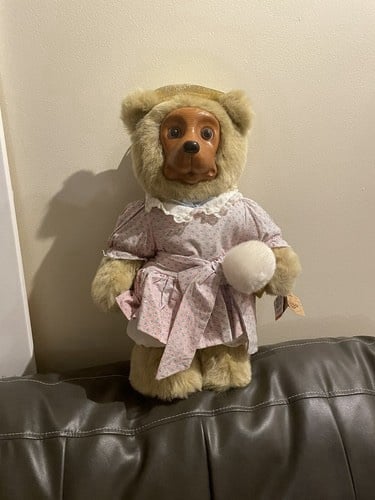 Robert Raikes Circus Collection "Emma", Original Box, tags, and Certificate