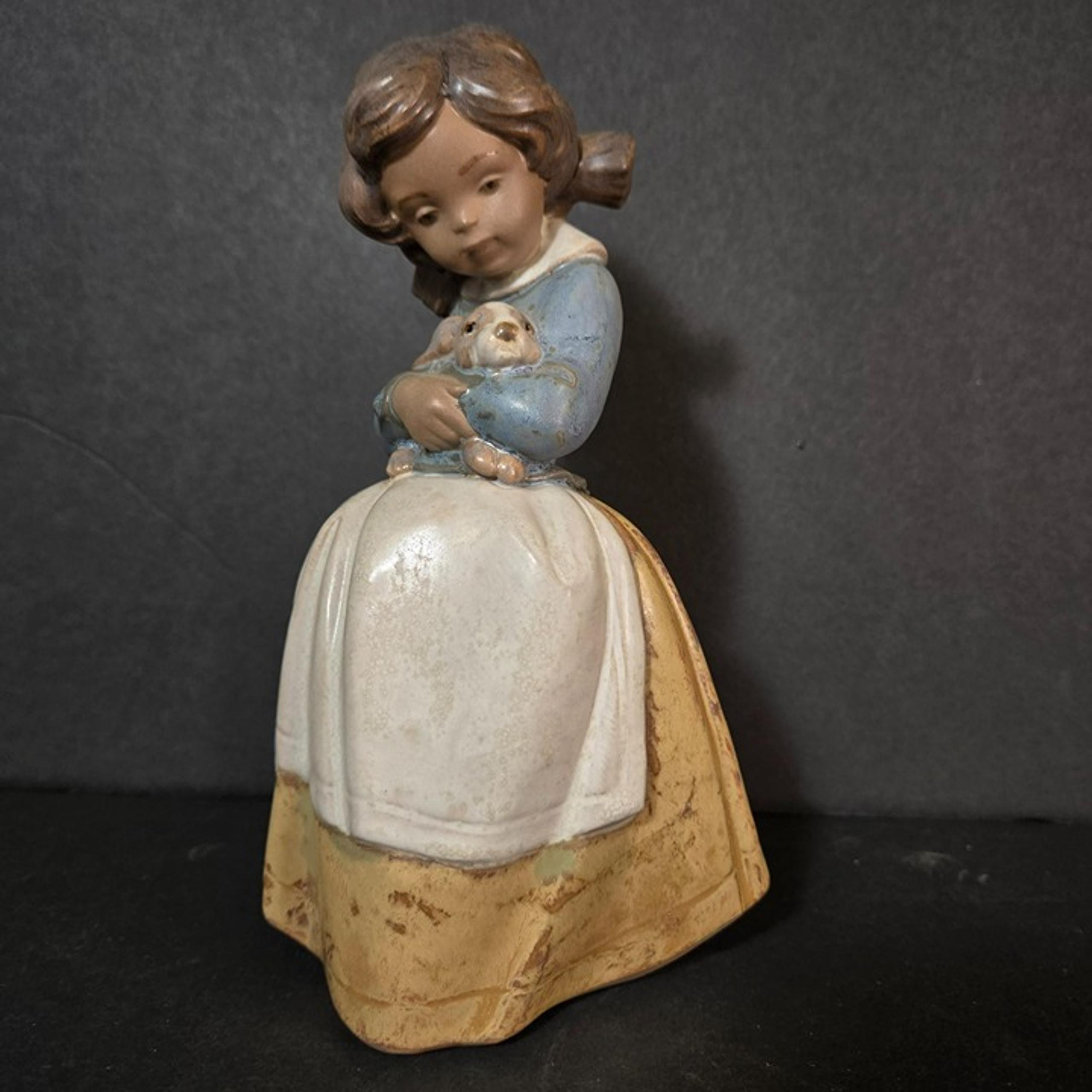 Vintage 70s Lladro Figurine Girl Holding Bunny Rabbit Gres Porcelain Spain 2094