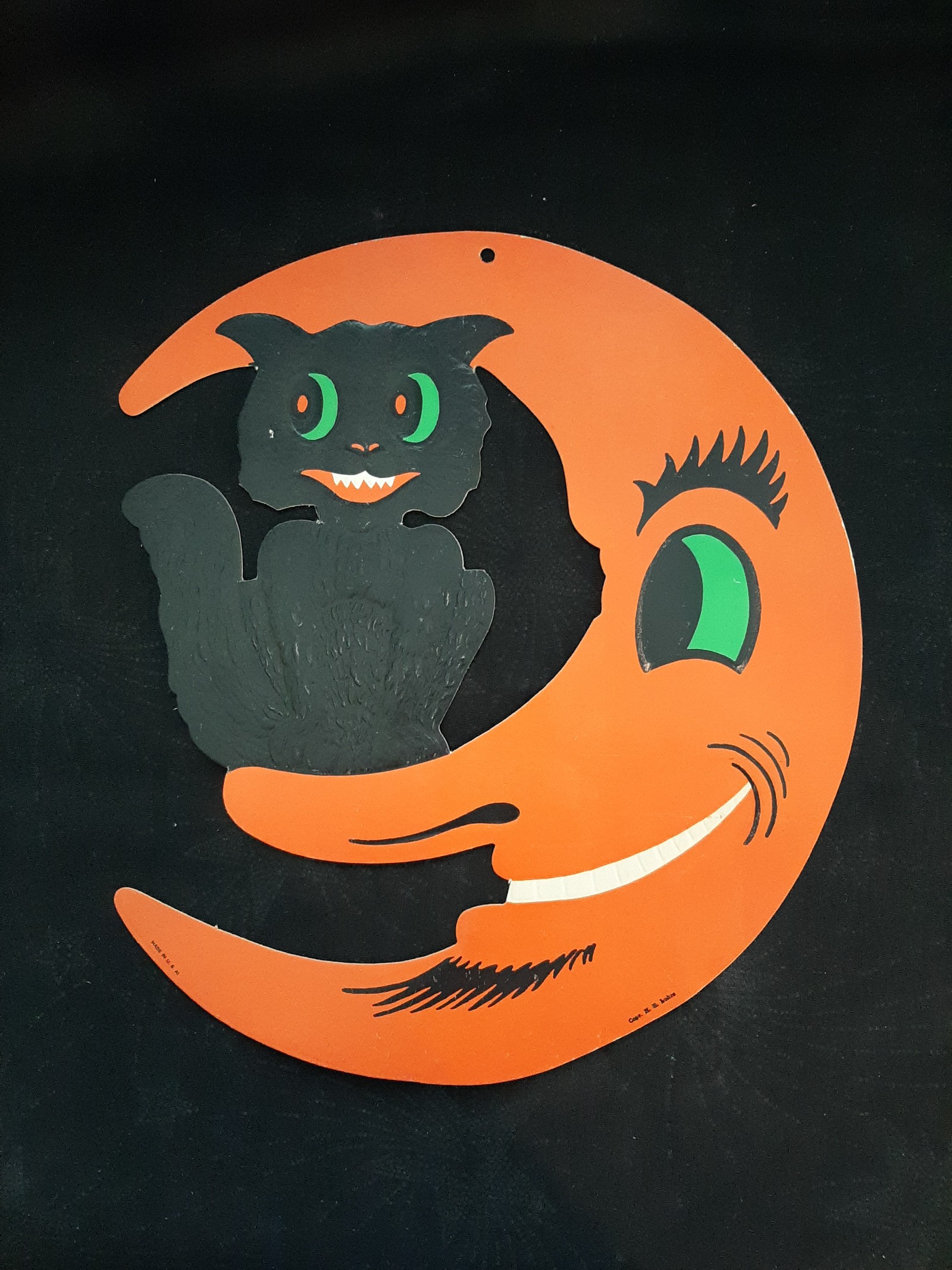 Authentic h e luhrs vintage halloween Crescent moon cat embossed diecut beistle