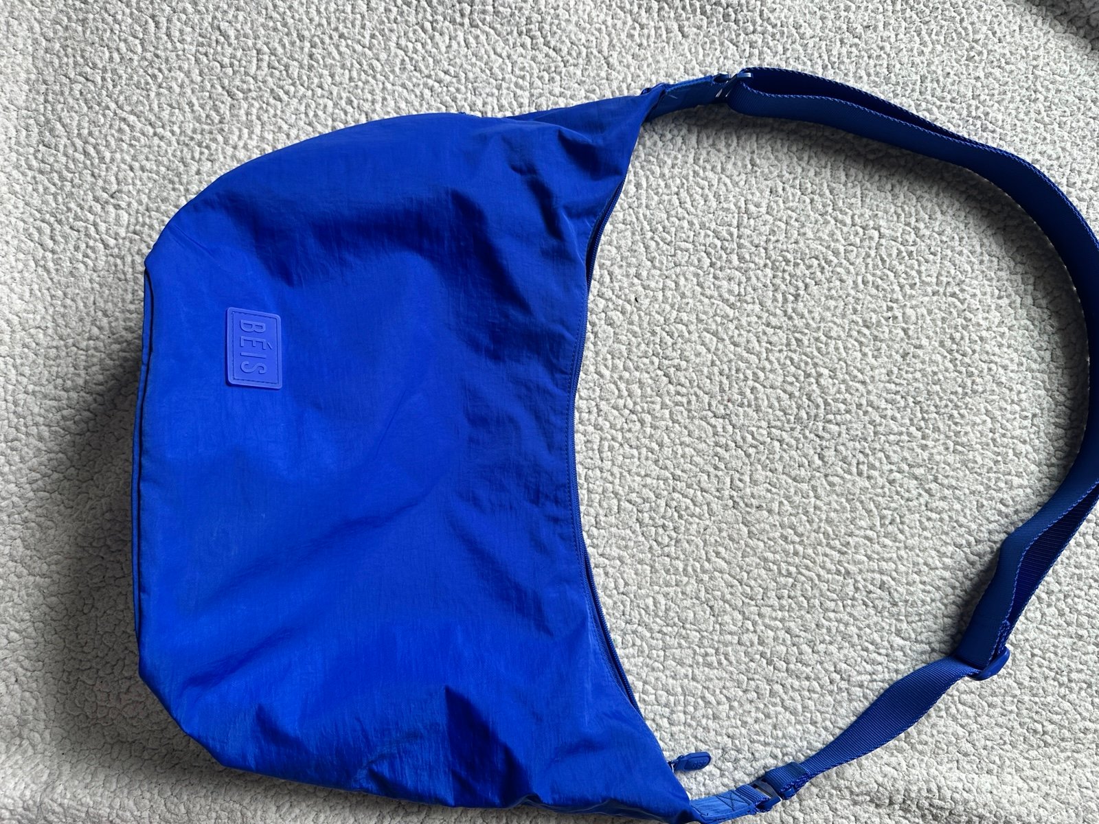 Beis sold out crescent catchall bag in cobalt blue