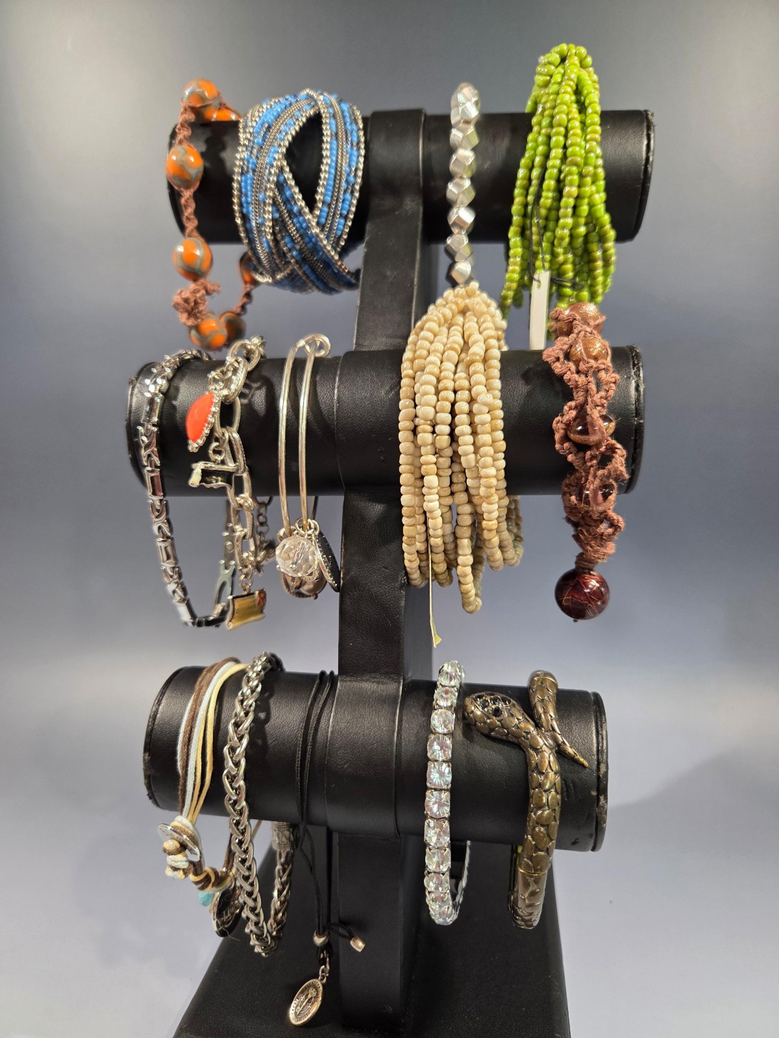 Vintage/ Modern Bracelet Lot (14) Glass, Stainless Steel, Bangles, Charms & More