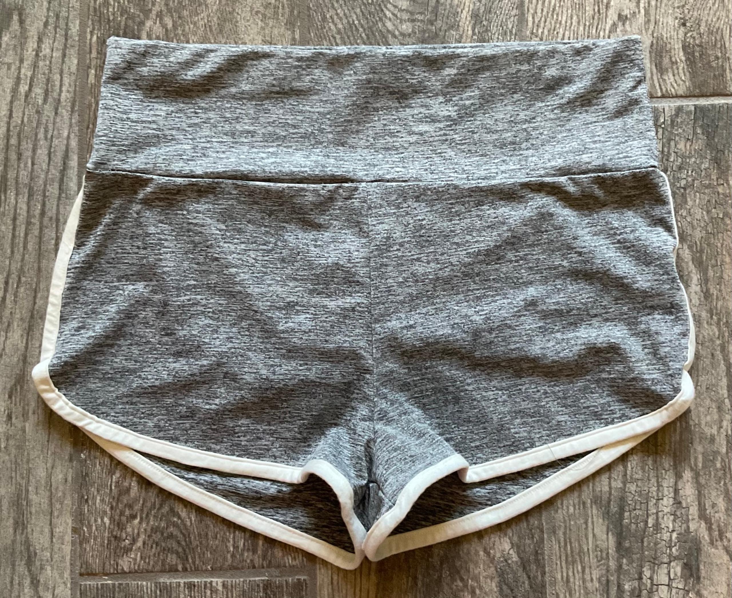 New Shein High Waist Ruched Back Shorts Size L Grey