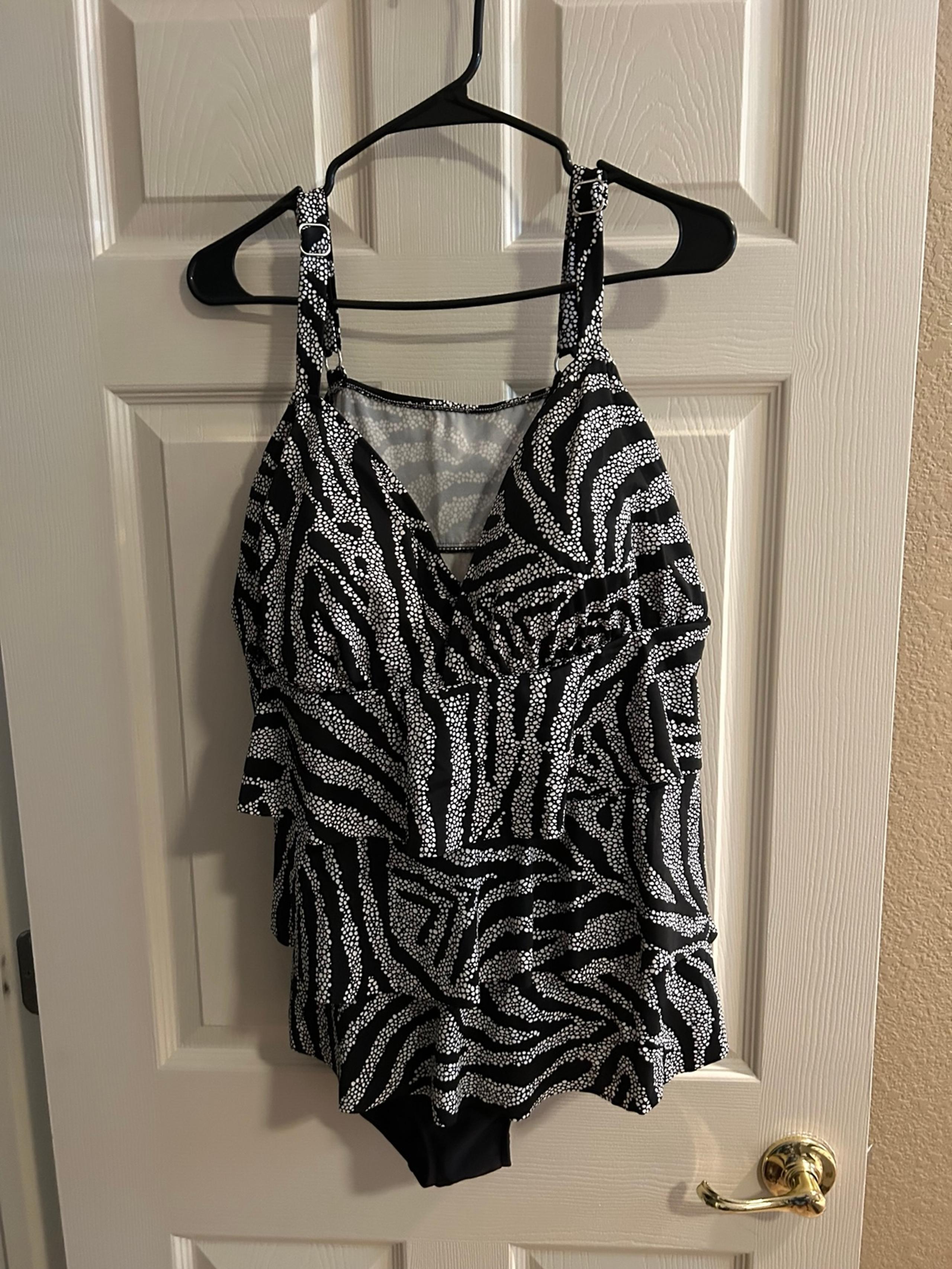 Women’s Plus Size Bathing Suit