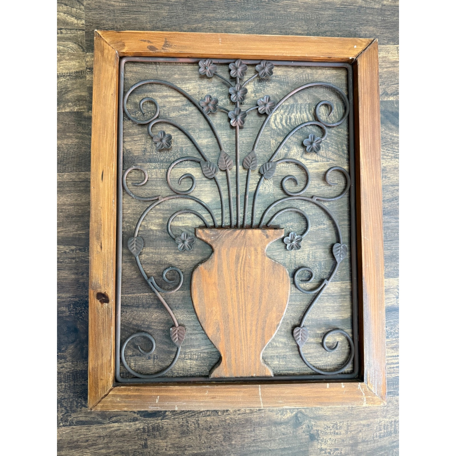 Wood & Metal Floral Wall Decor Rustic Vase Flower Accent Farmhouse Style