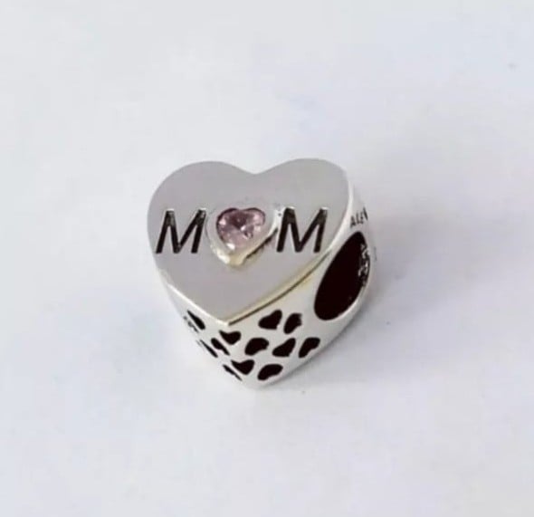 NEW Authentic Pandora MOM Heart Sterling Silver Charm