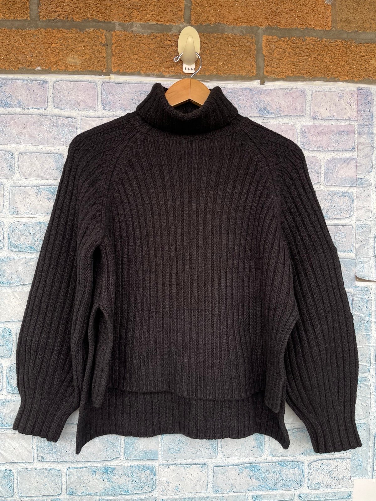 mother of pearl no frills chunky wool sweater small