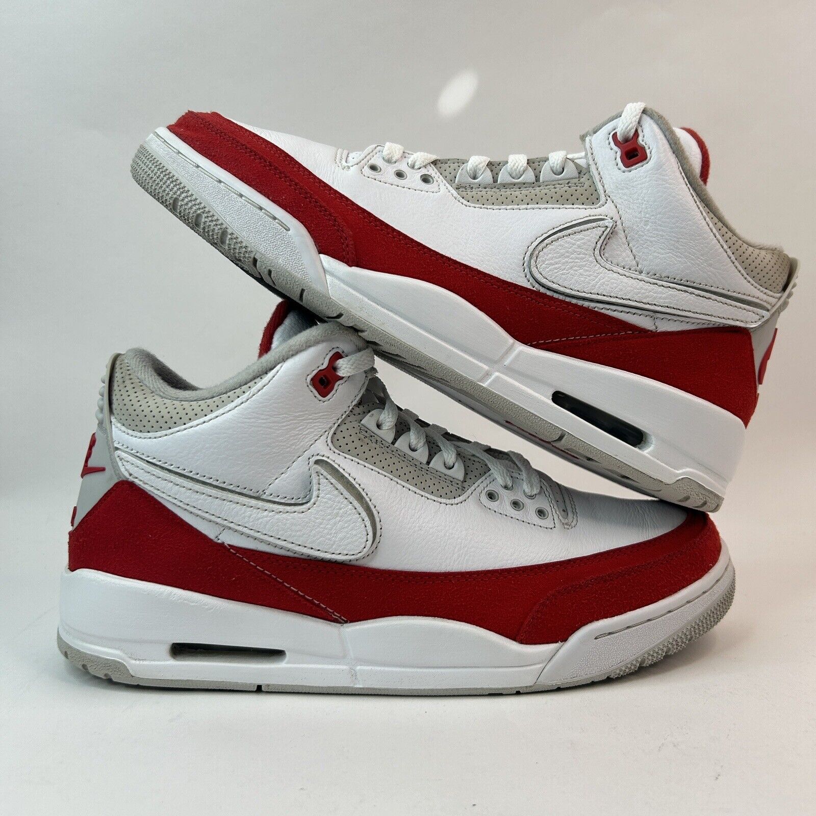 Nike Shoes Air Jordan 3 Retro Tinker “University Red” 2024
