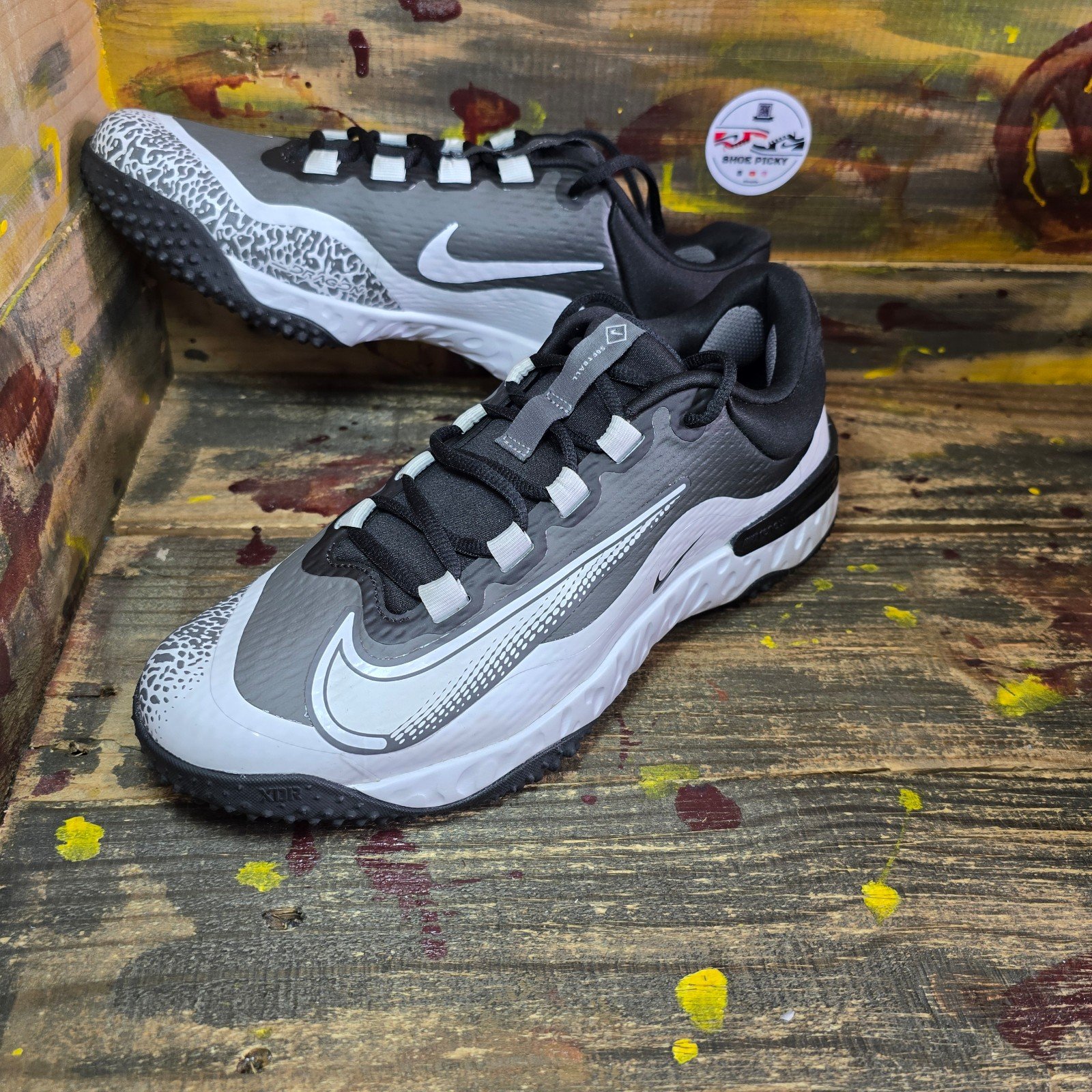 Nike Alpha Huarache Elite 4 Turf Softball Black FD2746-002 Women’s Size 11 New