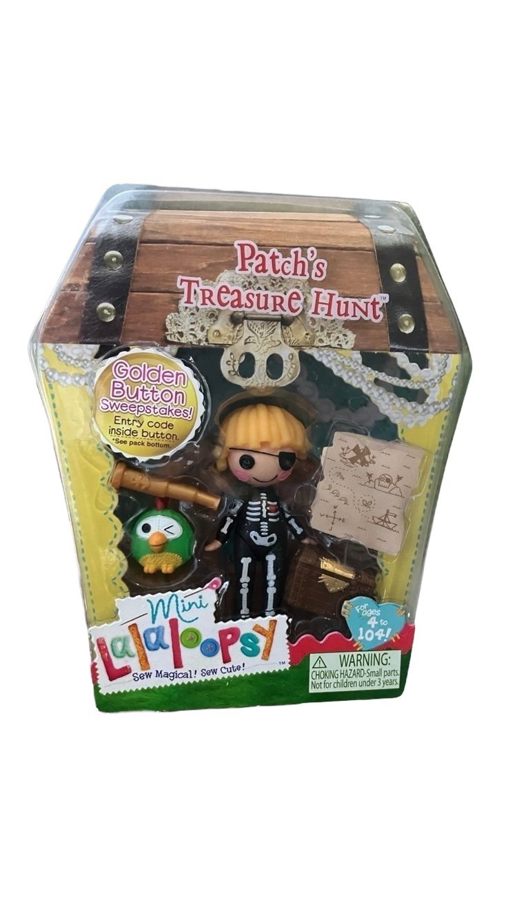 Lalaloopsy Mini Patch’s Treasure Hunt Skeleton Doll Set