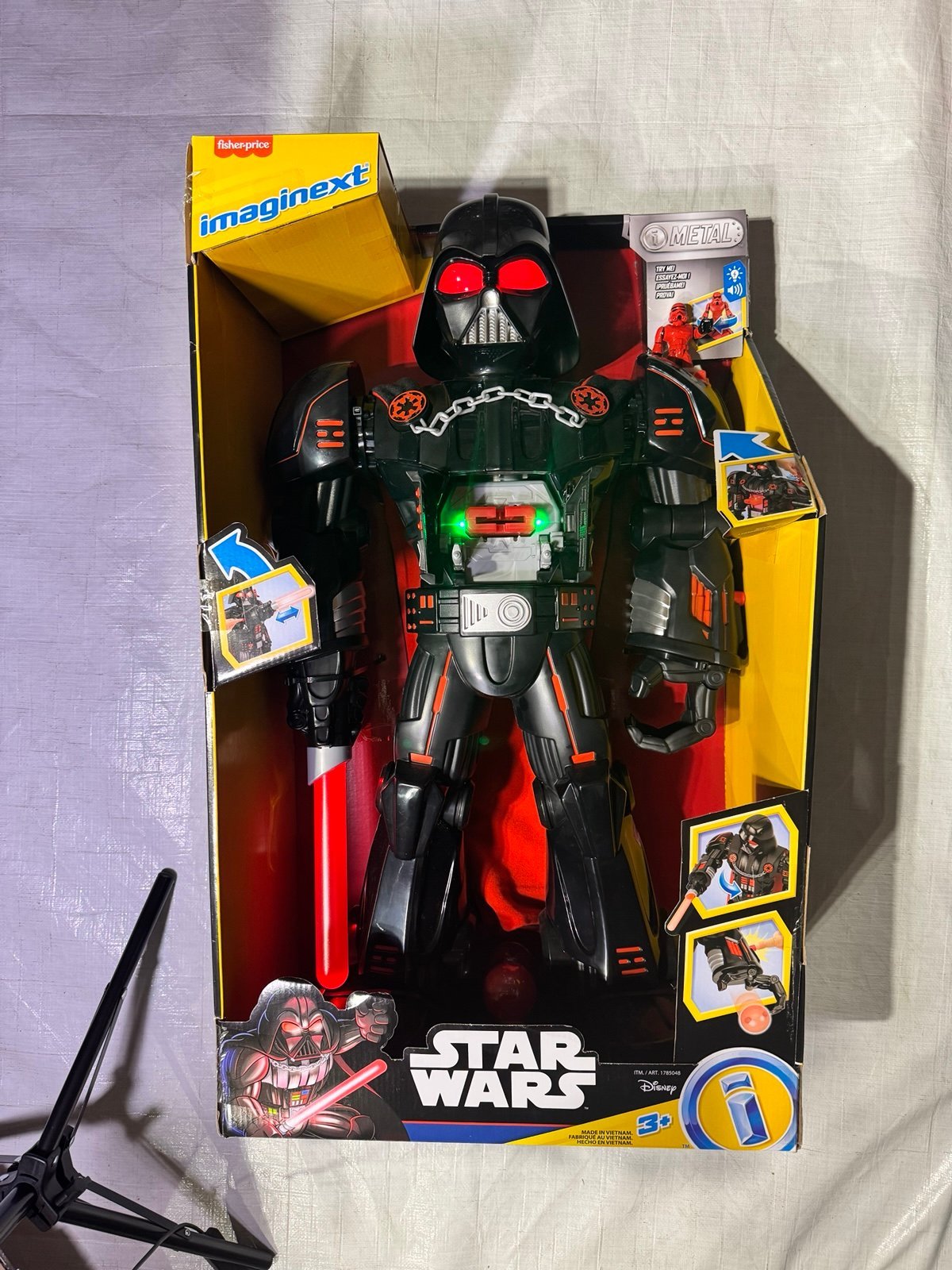 darth vader imaginext giant electronic figure. this is the red delux version.