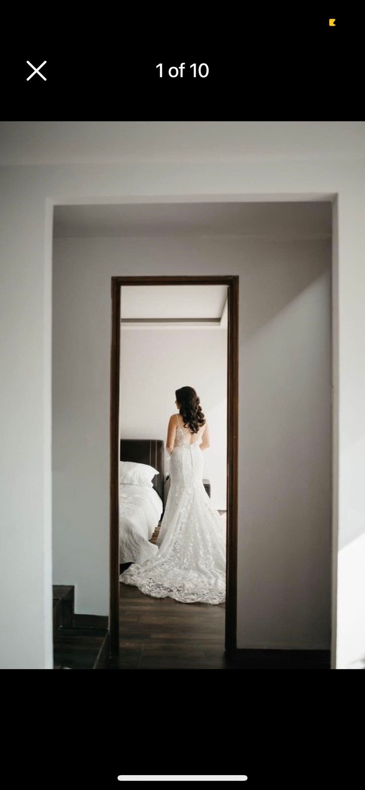 Wedding gown