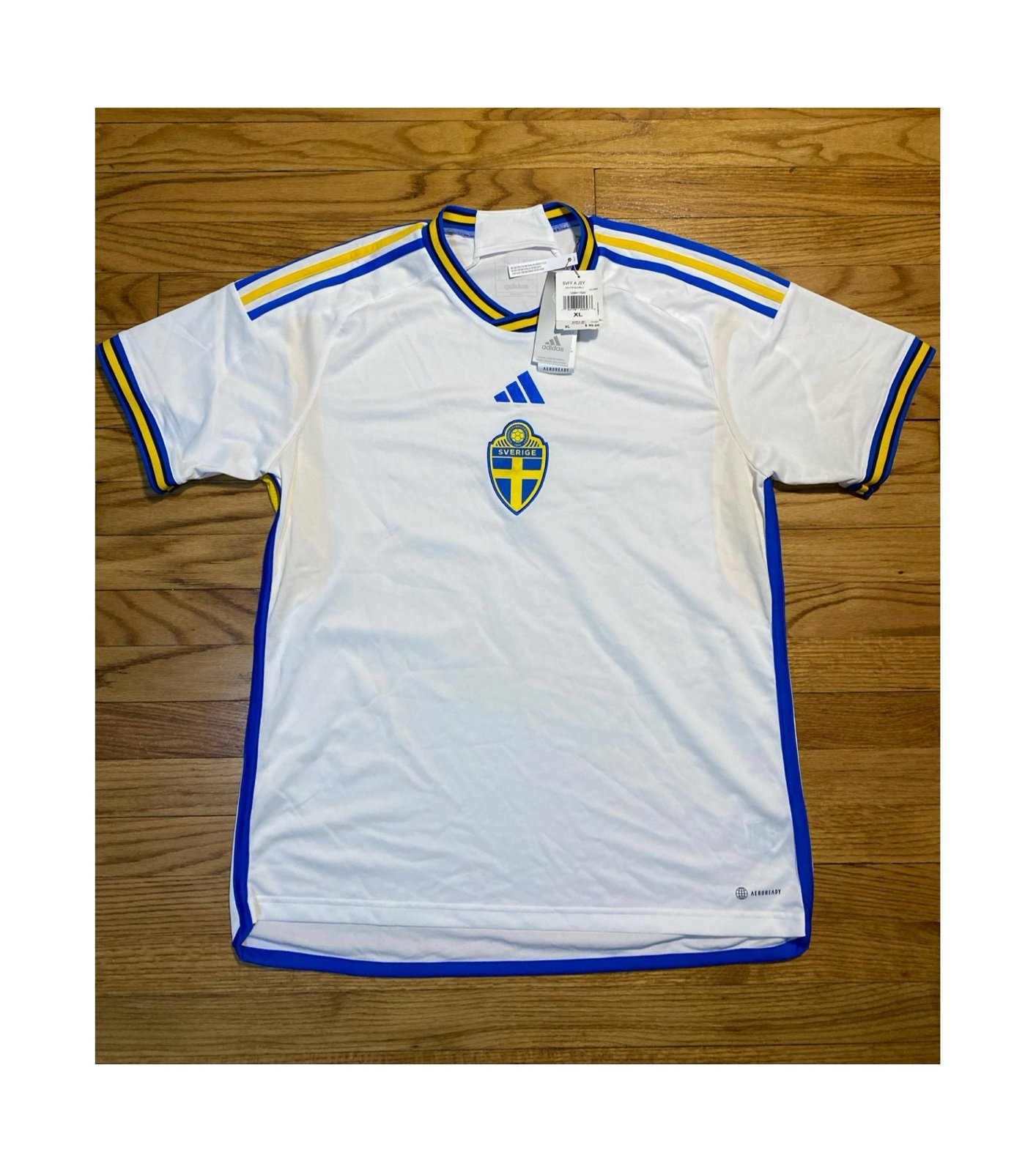 Adidas Sweden 2022 Home Stadium Soccer Jersey White Men’s Size XL New!