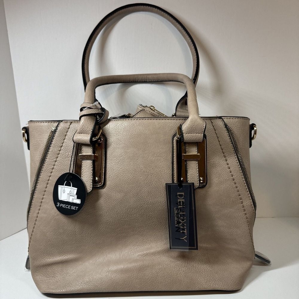 Deluxity Los Angeles Vegan Handbag Purse Three-Piece Set Tan Shoulder Strap New