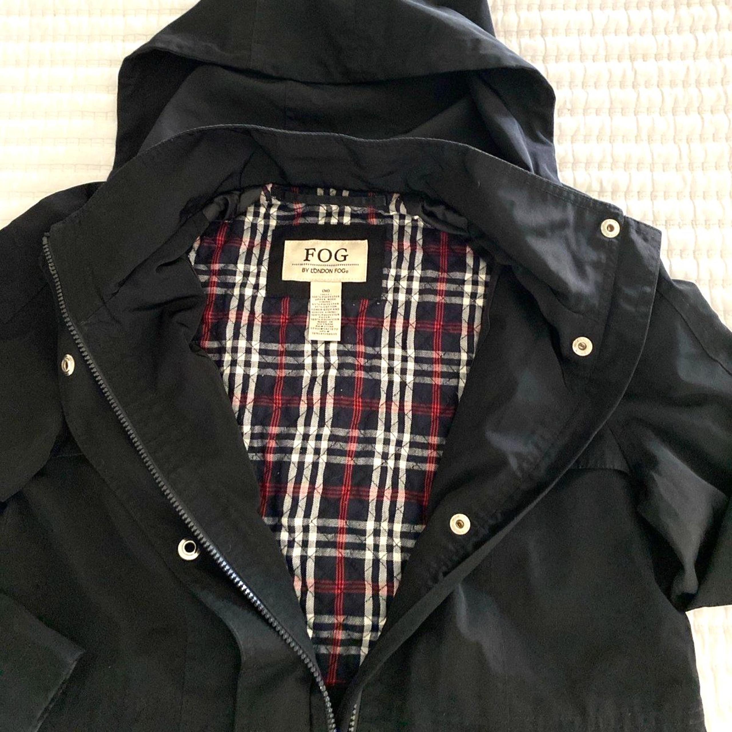 London Fog Women's Raincoat/Jacket Medium