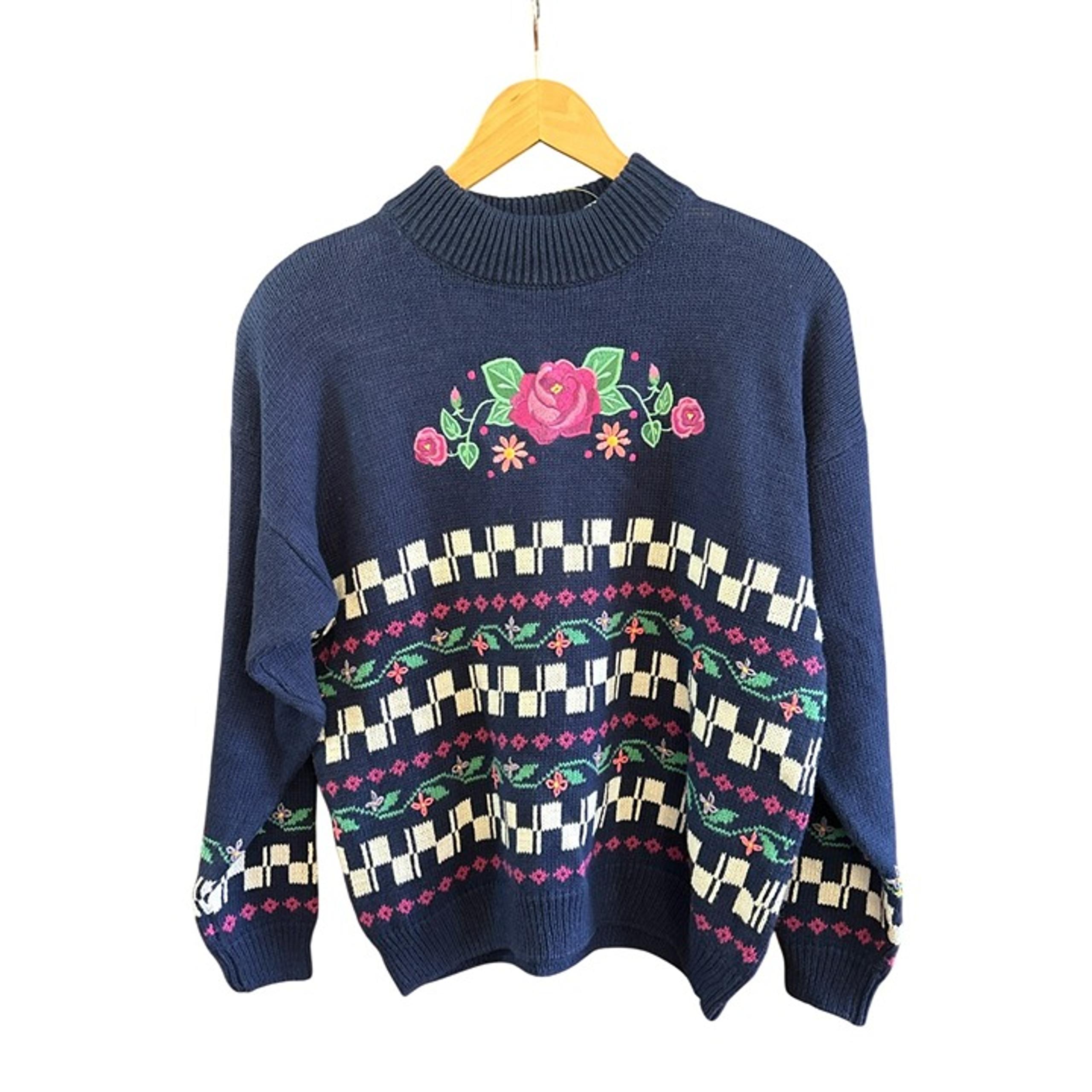 Northern Isles Women's Hand Embroidered Cottagecore Floral Sweater Size XL NWT