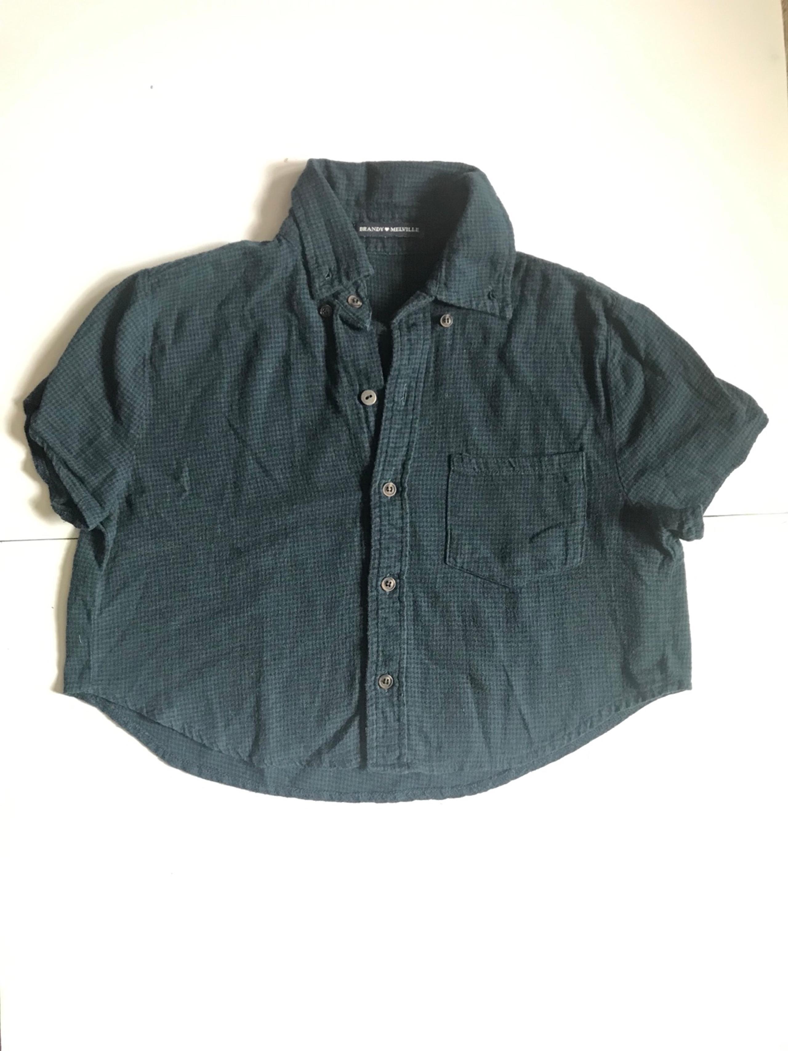 Brandy Melville cropped button down shirt