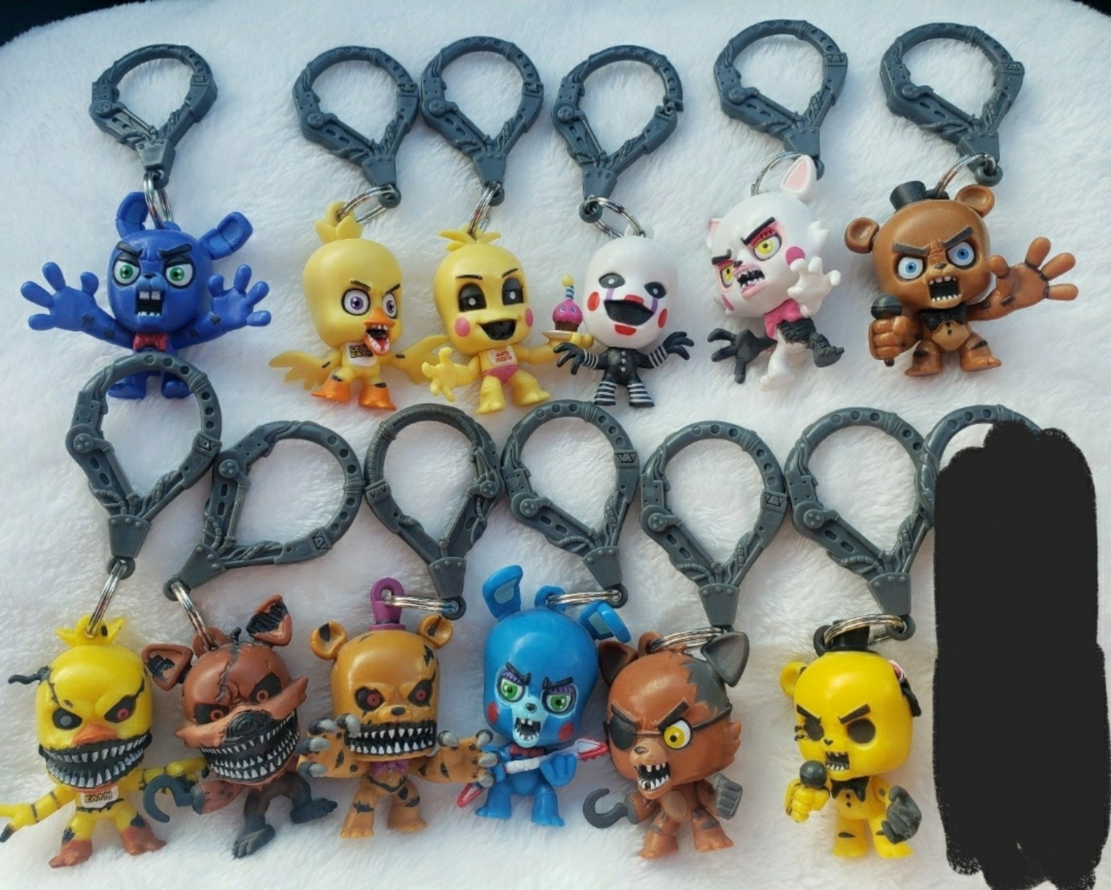 12 FNAF HTF 2016/2015 Collectible Backpack Hangers Five Nights at Freddy’s