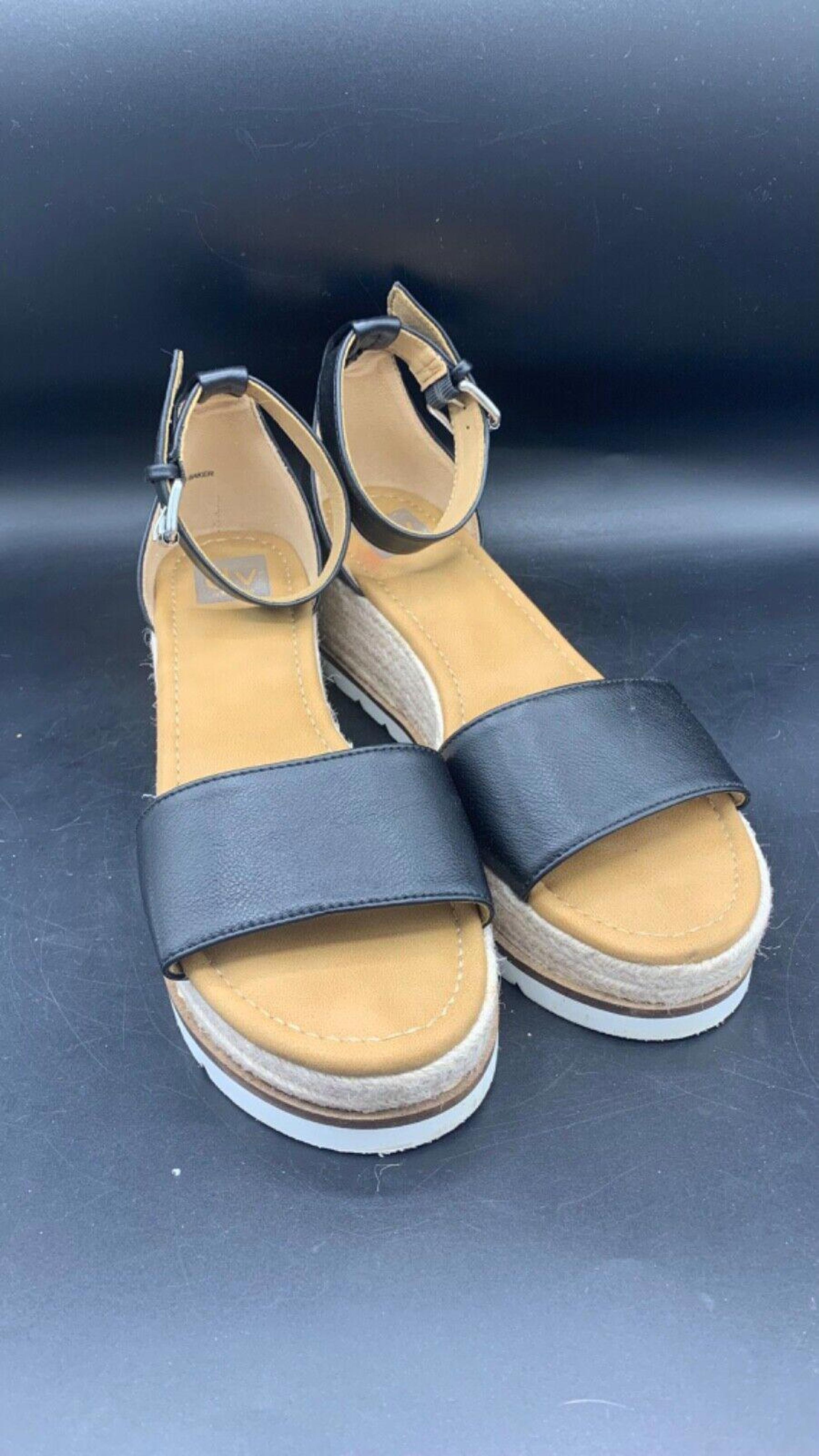 DOLCE VITA PLATFORM SANDALS SHOES 9.5M BLACK LEATHER STRAPS BAKER BUCKLE EUC