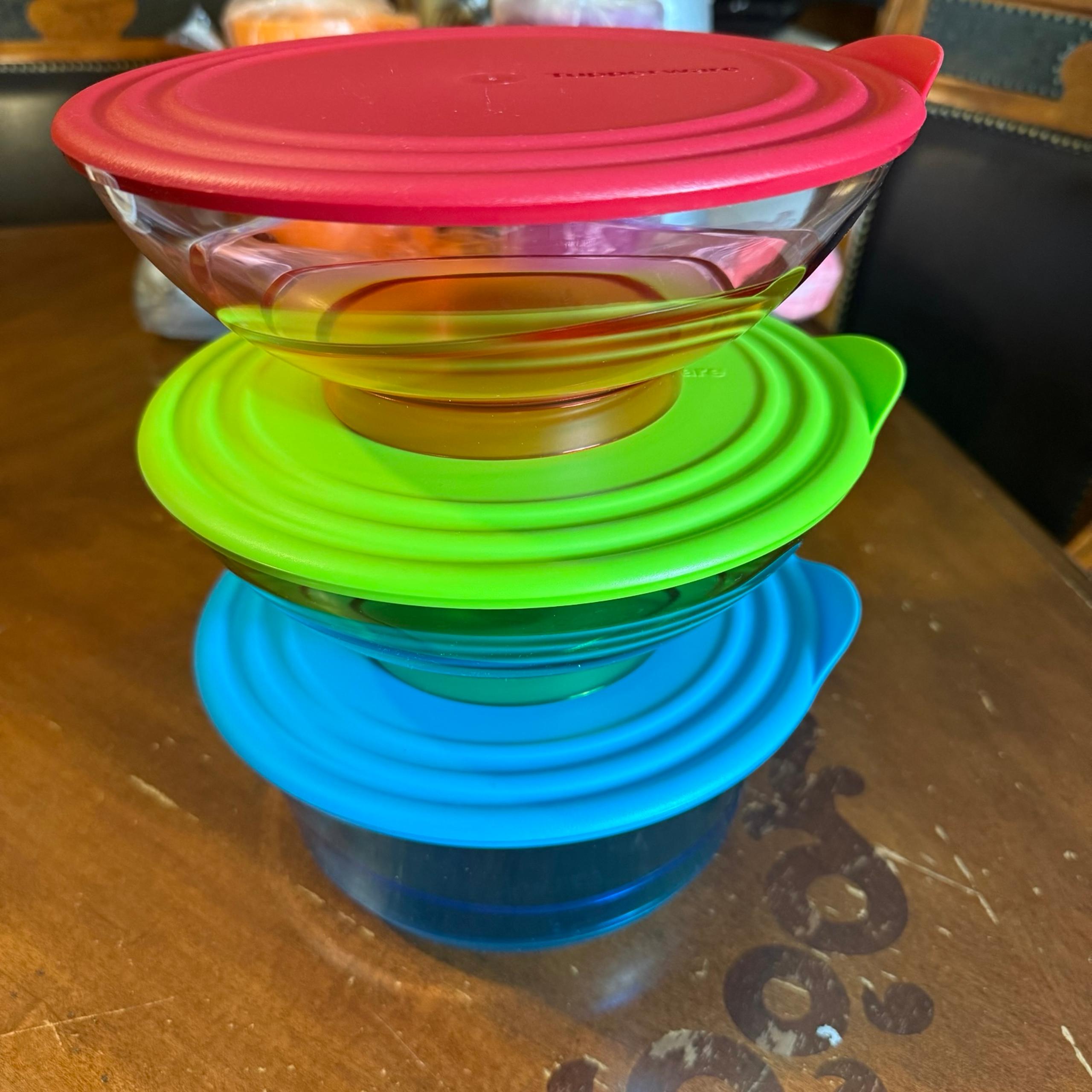 Tupperware Elegant Serving Bowls