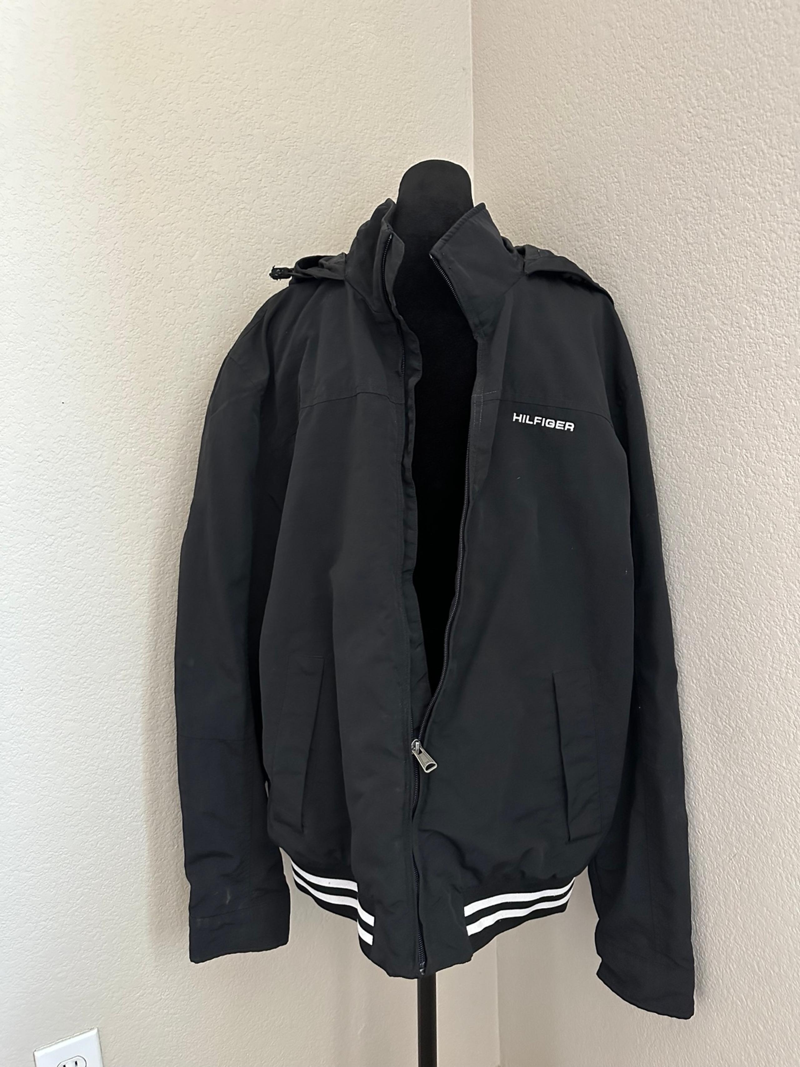 MEN'S TOMMY HILFIGER REGATTA YACHT JACKET WINDBREAKER  water resistant
