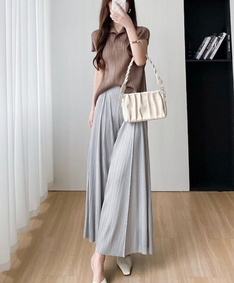 Pleated wide leg pants/ trousers - grey