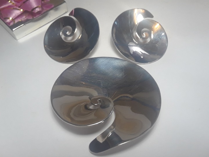 Estate Snail style post Earrings & matching Pin Sterling Silver Mexico Set#16507