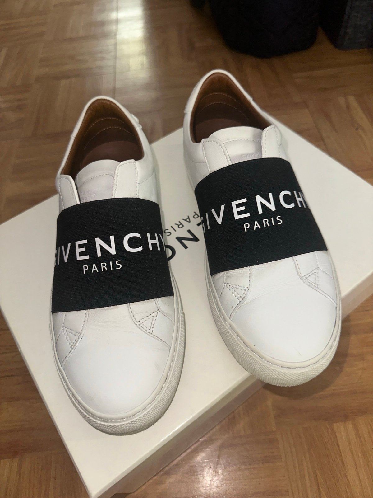 Givenchy Sneakers