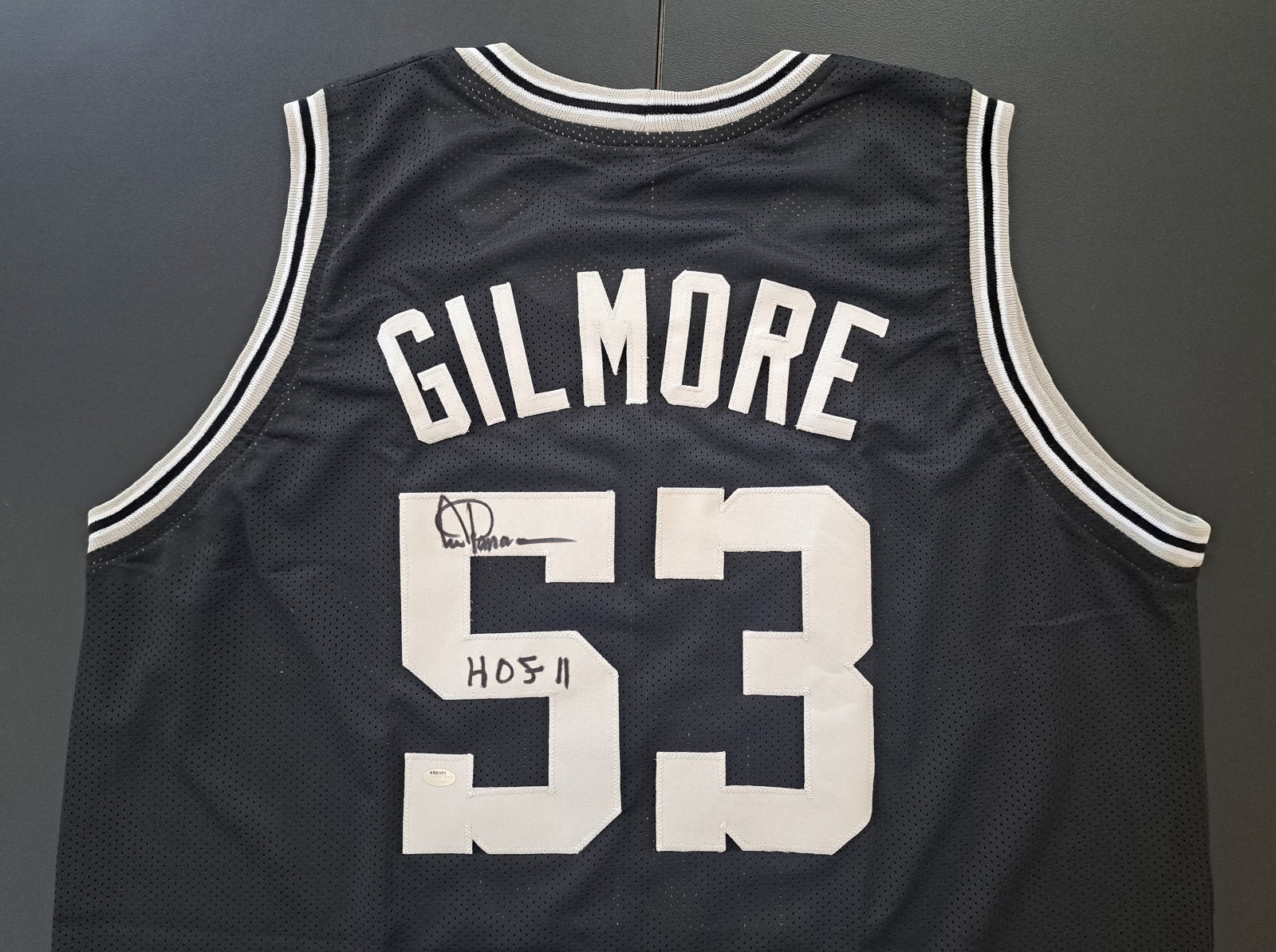 ARTIS GILMORE Signed San Antonio Spurs Away/Road Jersey HOF 11 Schwartz SSM COA